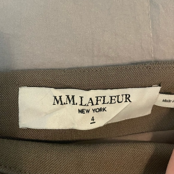 💎EUC! The Melrose Skirt in Mink - Picture 3 of 5